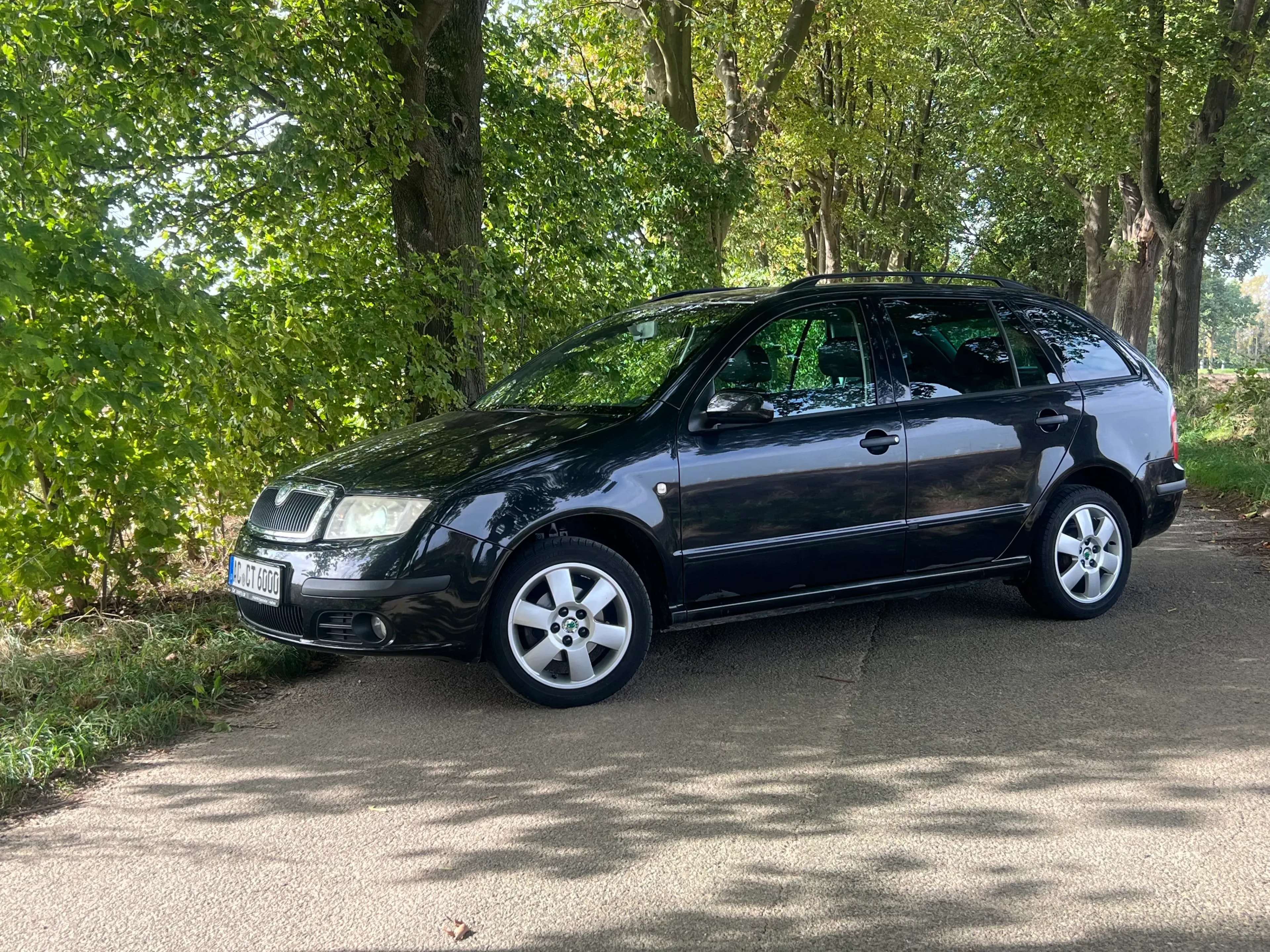 Fahrzeugspende im Ruhrgebiet für soziale Zwecke